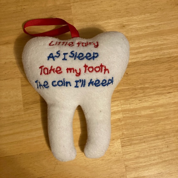 ⭐️LAST CHANCE⭐️ Tooth Fairy Pillow - Picture 7 of 8